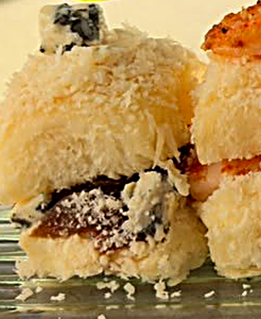 Detalhe do pãozinho com gorgonzola